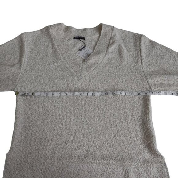 NWT Zara Boucle Sweater Cream Long Sleeve V-Neck Relaxed Fit Size Medium - Picture 11 of 12